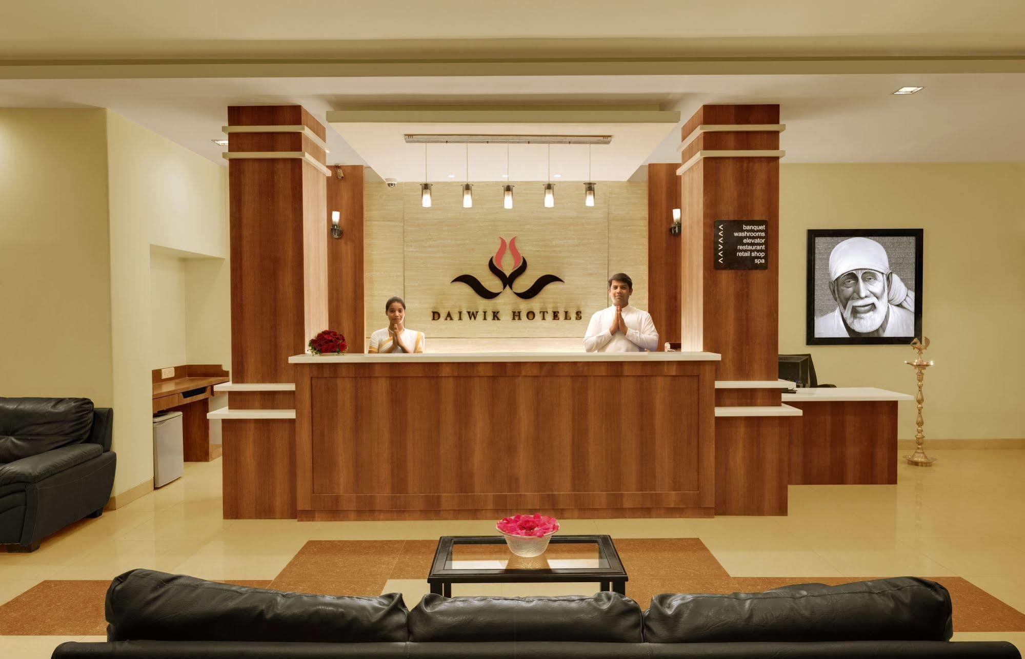 Daiwik Hotels Shirdi Luaran gambar