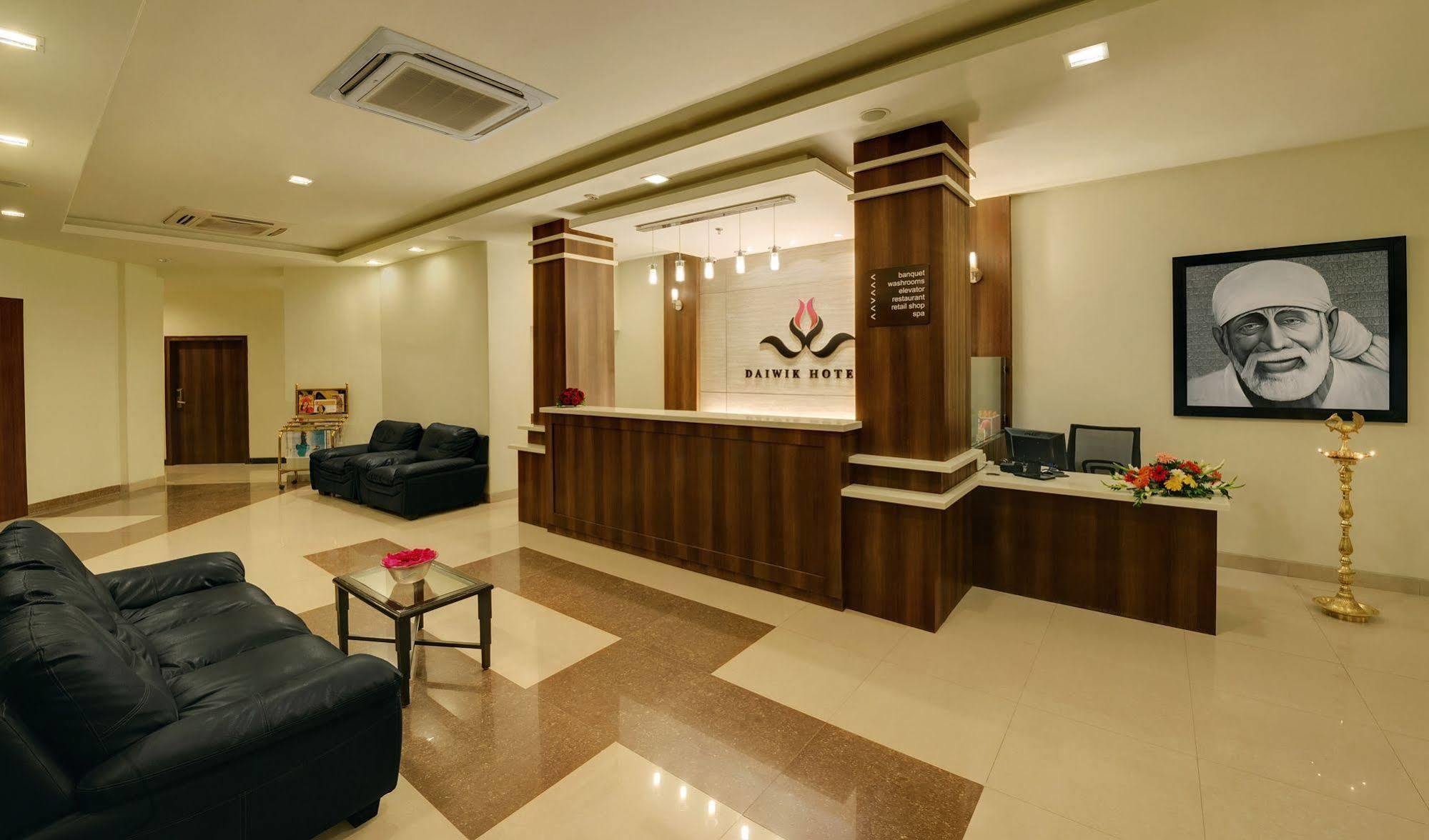 Daiwik Hotels Shirdi Luaran gambar